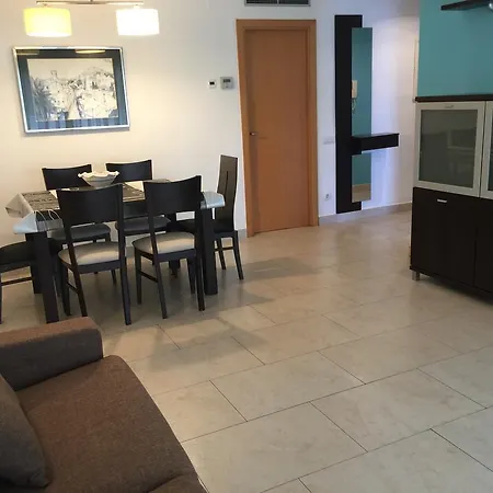 Saval Aqquaria Family Complex Apartment