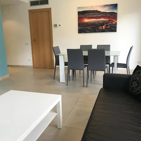 Saval Aqquaria Family Complex Apartment