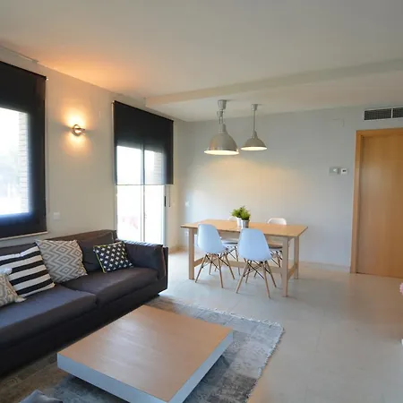 Saval Aqquaria Family Complex Apartment *