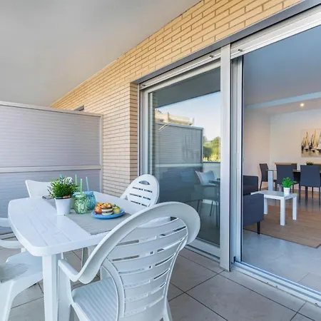 Saval Aqquaria Family Complex Apartment Salou